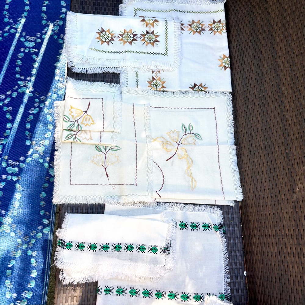 Bundle of vintage 60’s boho Embroidered Table Linens and Napkins Set
